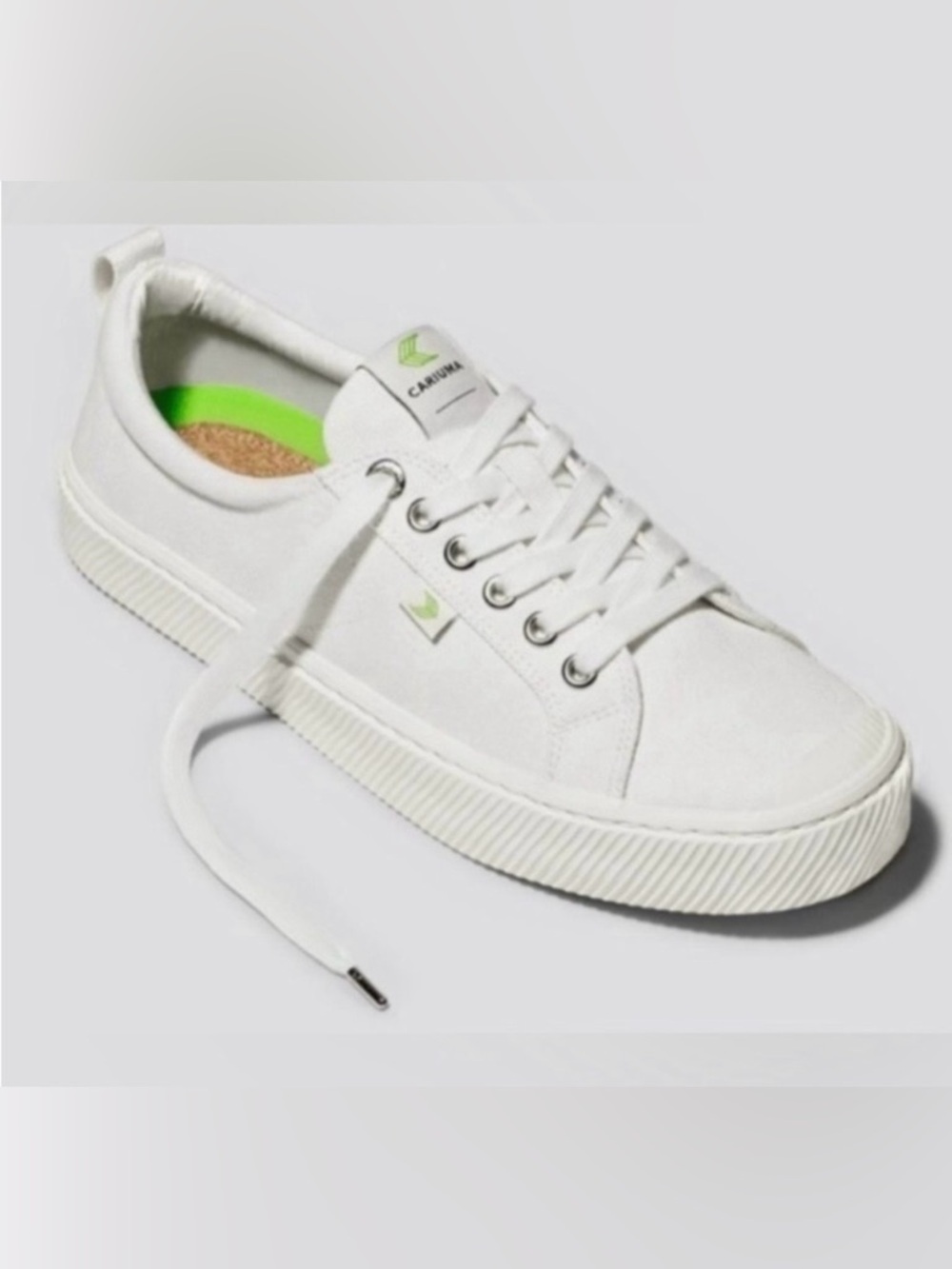 Cariuma Organic OCA Low Top Off White Canvas Sneaker W 9.5/ 8 M